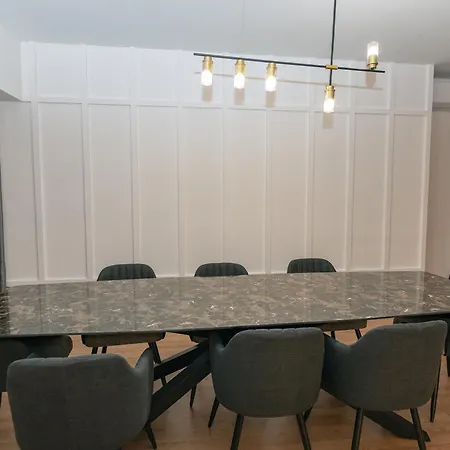 Toro 26 Apartman *